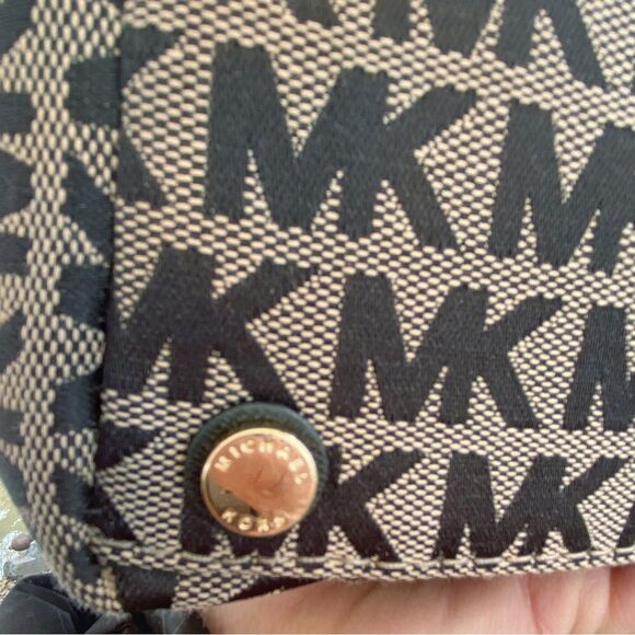 Michael Kors Jet Set Travel Tote Jacquard with Certificate of Authenticity new - Picture 4 of 9